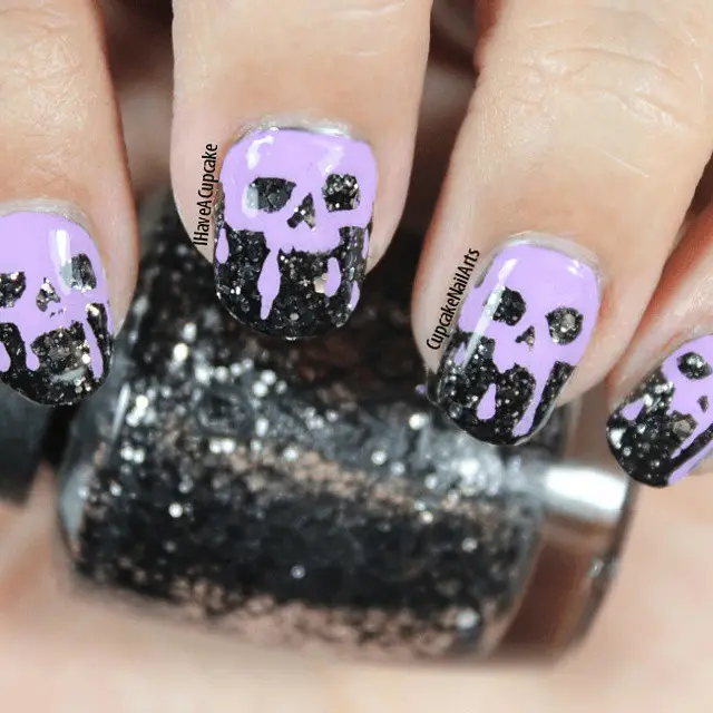 Dripping Skulls Halloween Nails