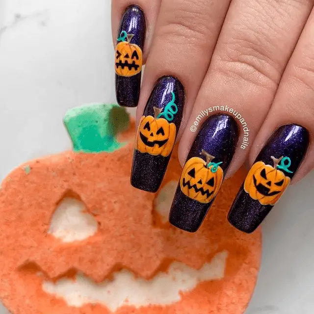 Jack-o'-Lantern Halloween Nails