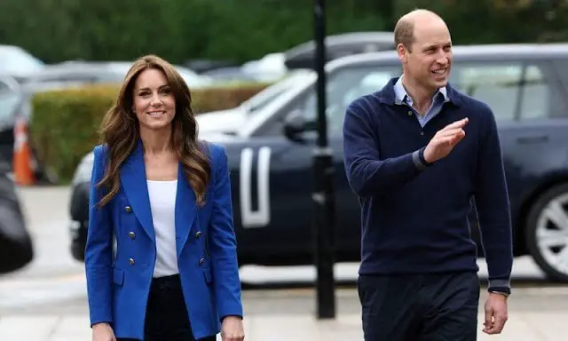 Kate Middleton wore a cobalt tailored double breasted blazer by Zara. SportsAid's charity partner BelievePerform