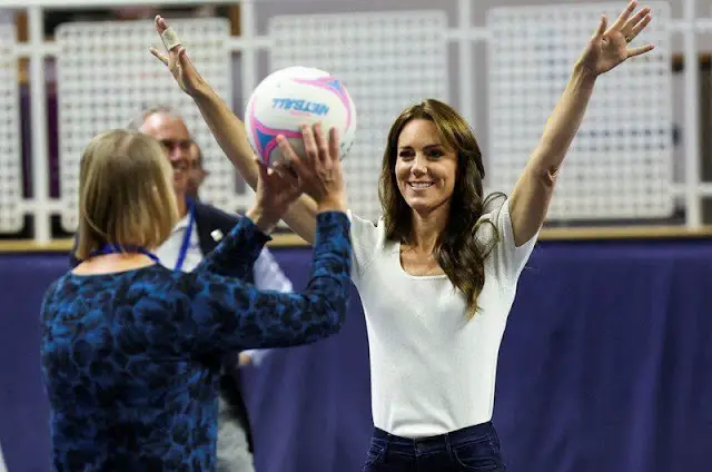 Kate Middleton wore a cobalt tailored double breasted blazer by Zara. SportsAid's charity partner BelievePerform