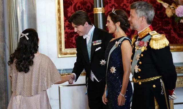 Crown Princess Victoria, Crown Princess Mette-Marit, Princess Ingrid Alexandra, Princess Elisabeth, Princess Amalia. Diamond tiara