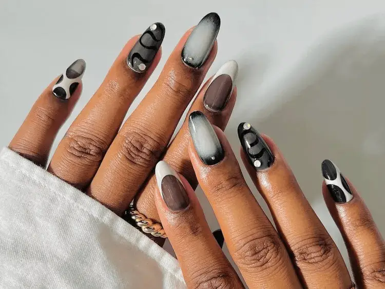20 October Nail Designs for a Moody, Autumnal Manicure