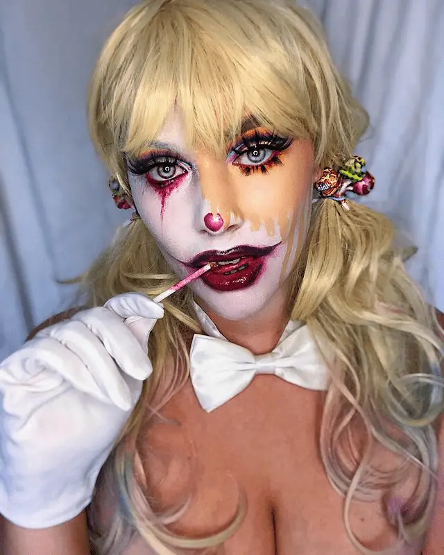 Creepy Yet Cute Clown Makeup