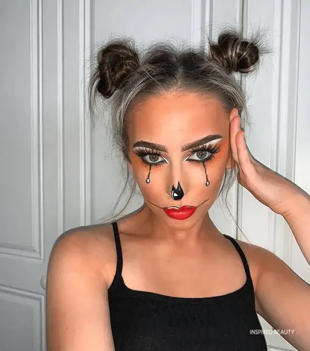 Simple Clown Halloween Makeup