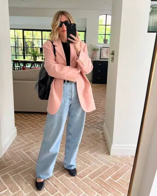 Blazer + Baggy Jeans + Ballet Flats