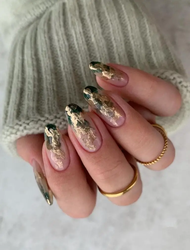 Smoky Gold & Green Mani