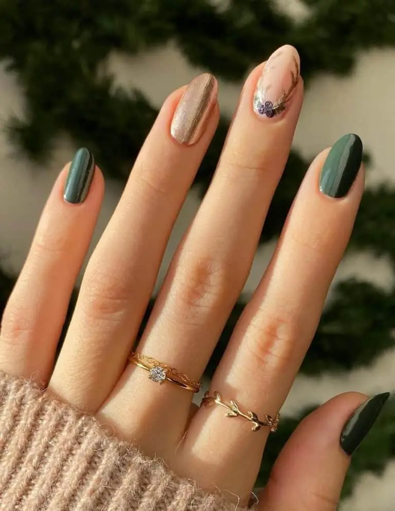 Gold & Forest Green Polish w/ Holiday Nail Art