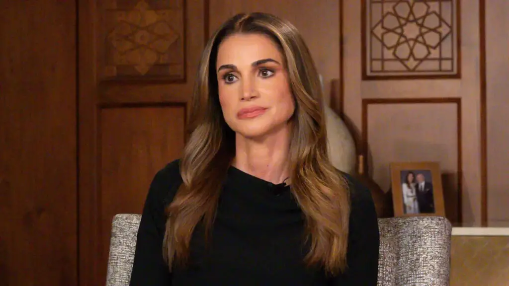 Queen Rania of Jordan makes surprise appearance to give impassioned interview on Israel-Gaza war