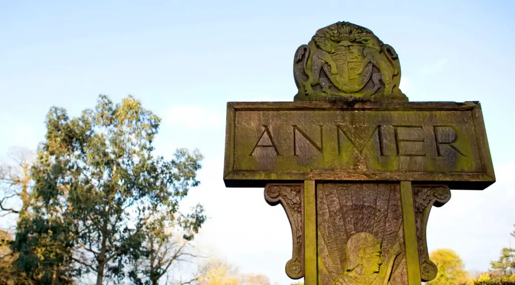 Prince of Wales Had a Hilarious Reaction to Learning His Country Home Anmer Hall Was Haunted