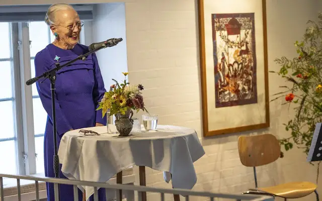 Queen Margrethe is the costumes and sets designer of the Danish Netflix feature film of Karen Blixen