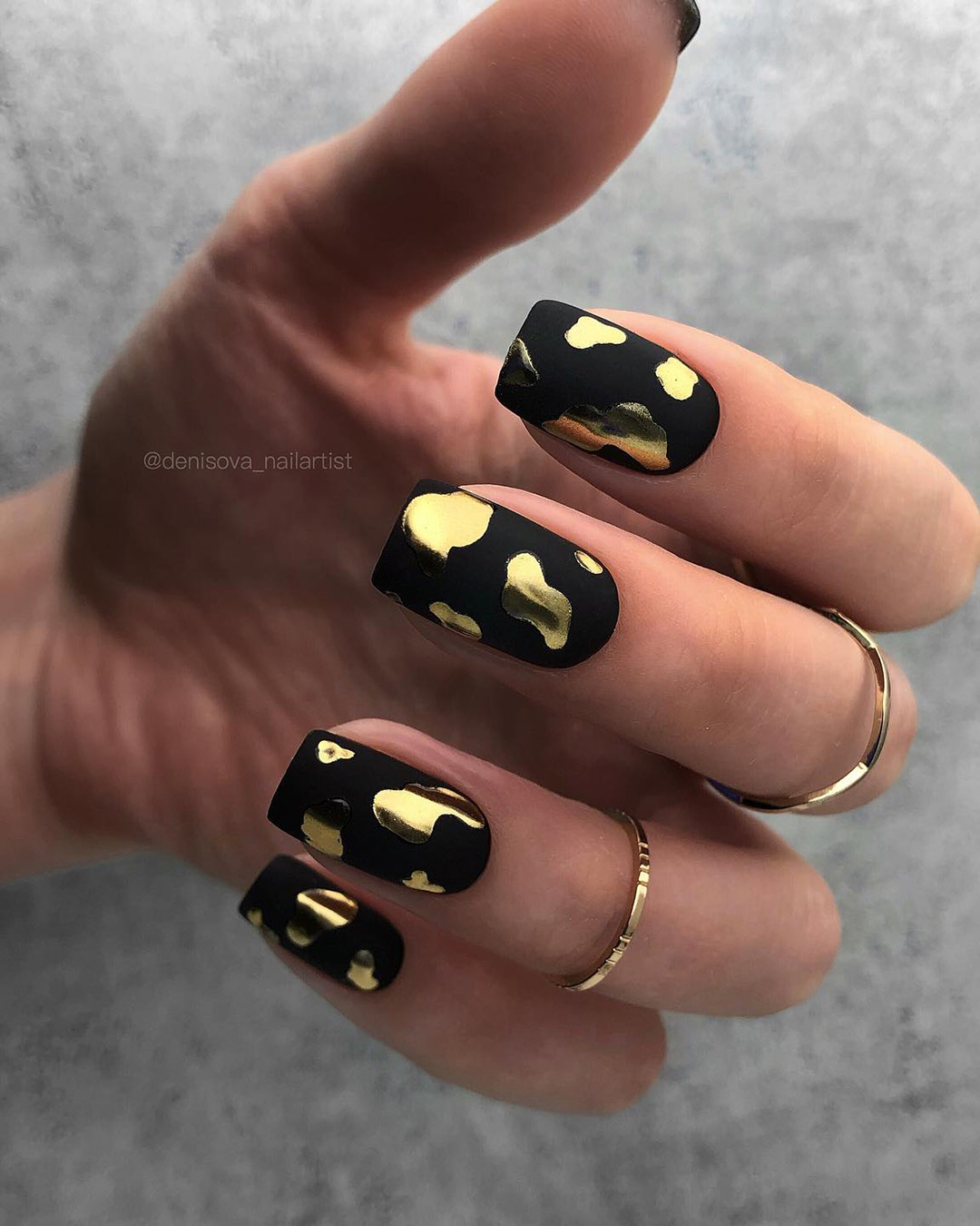 black and gold wedding nails matte and chrome denisova_nailartist - Black and Gold Wedding Nail Designs