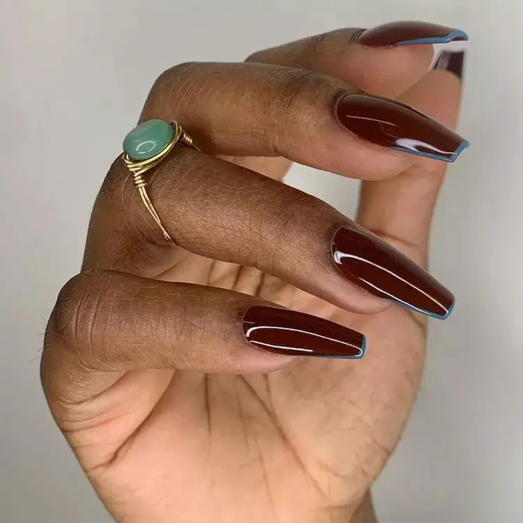 Burgundy Nail Designs - Burgundy With Outlines  | Fall Nails