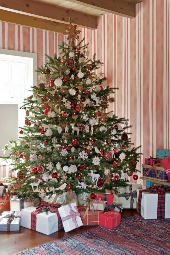 Snowflake Christmas Tree Topper - Celebrate Winter's Beauty