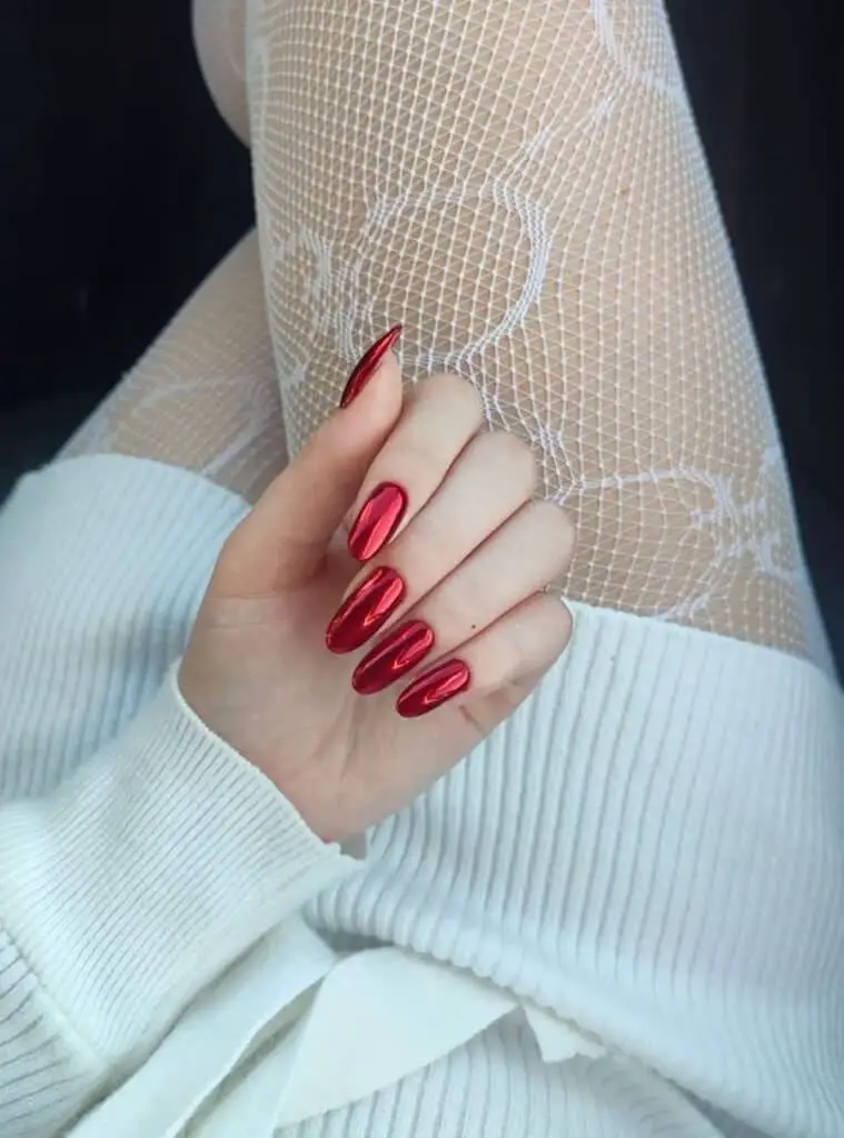 Chrome Christmas Red Nails: A Festive Nail Trend