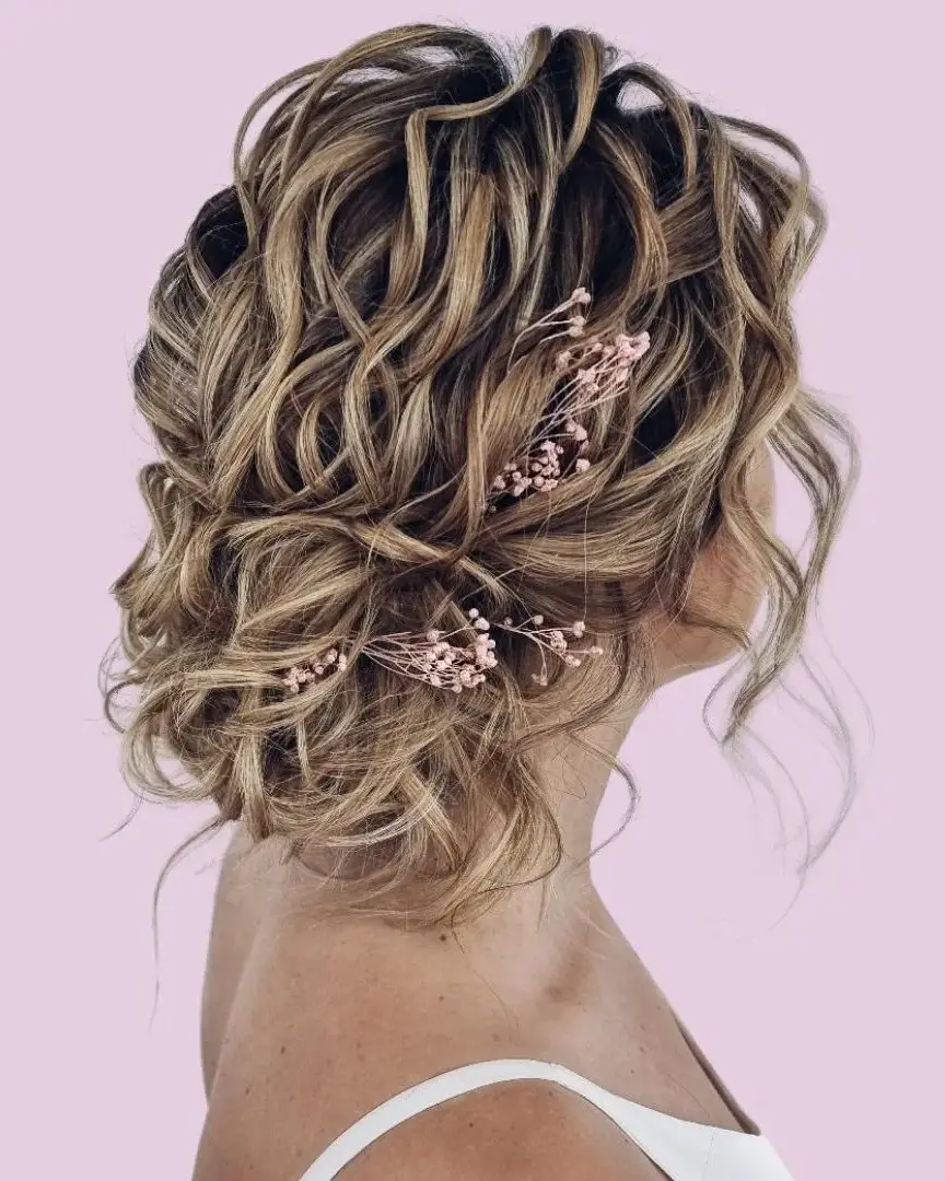 winter wedding hairstyles curly short hair hairbyhannahtaylor