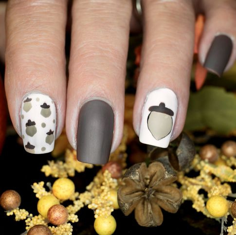 Acorn Thanksgiving Nails: Quirky and Charming Nail Design