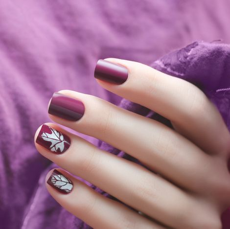 Deep Purple Thanksgiving Nails: Regal and Rich