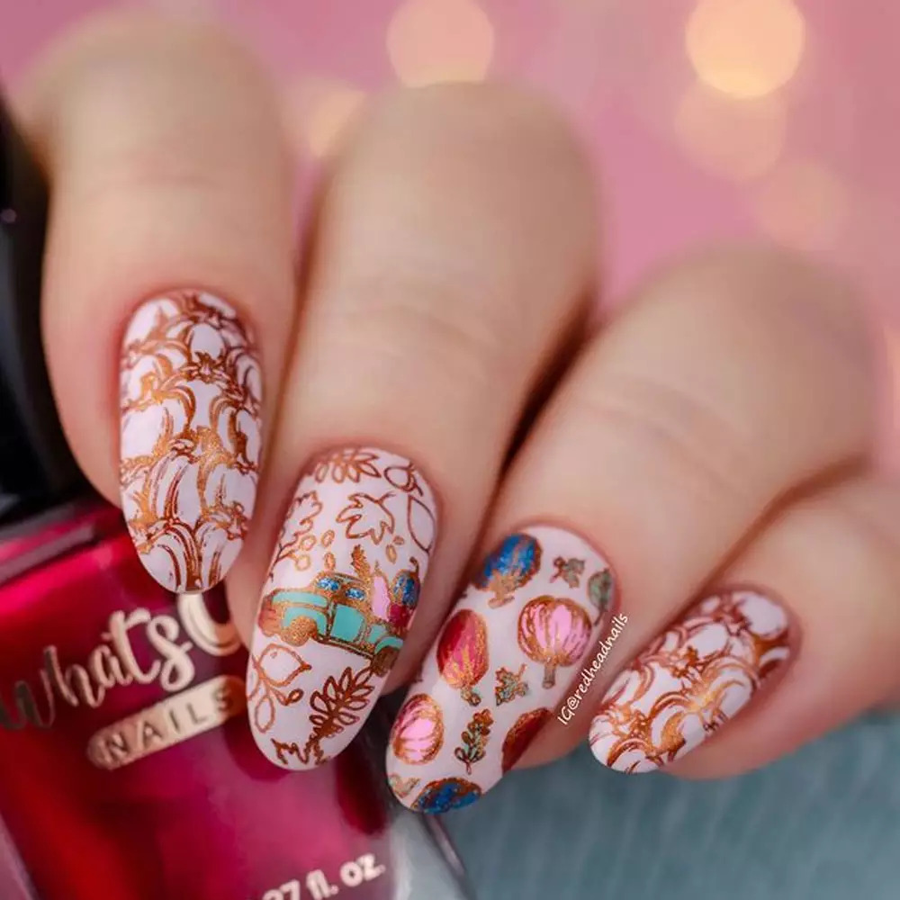 Thanksgiving Picnic Nails: Bring the Feast to Your Fingertips