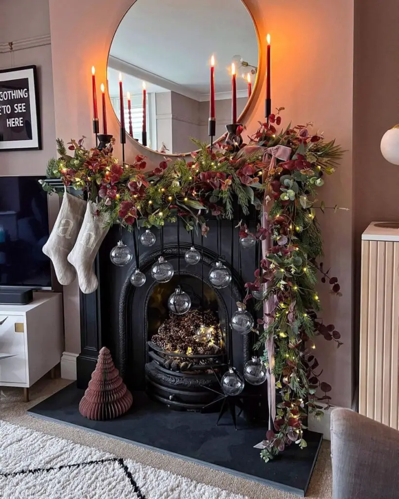 Elegant Simplicity: Lush Foliage, Red Candlesticks, and Clear Christmas Baubles