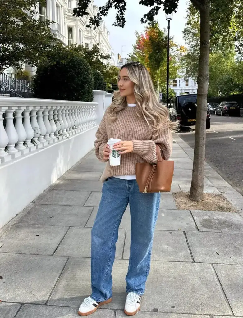 Baggy Jeans Fashion: Effortless Fall Style