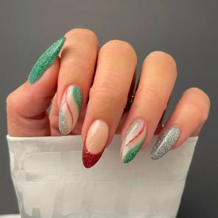 All Sparkle Nail Art by Aby to Shine Bright this Season