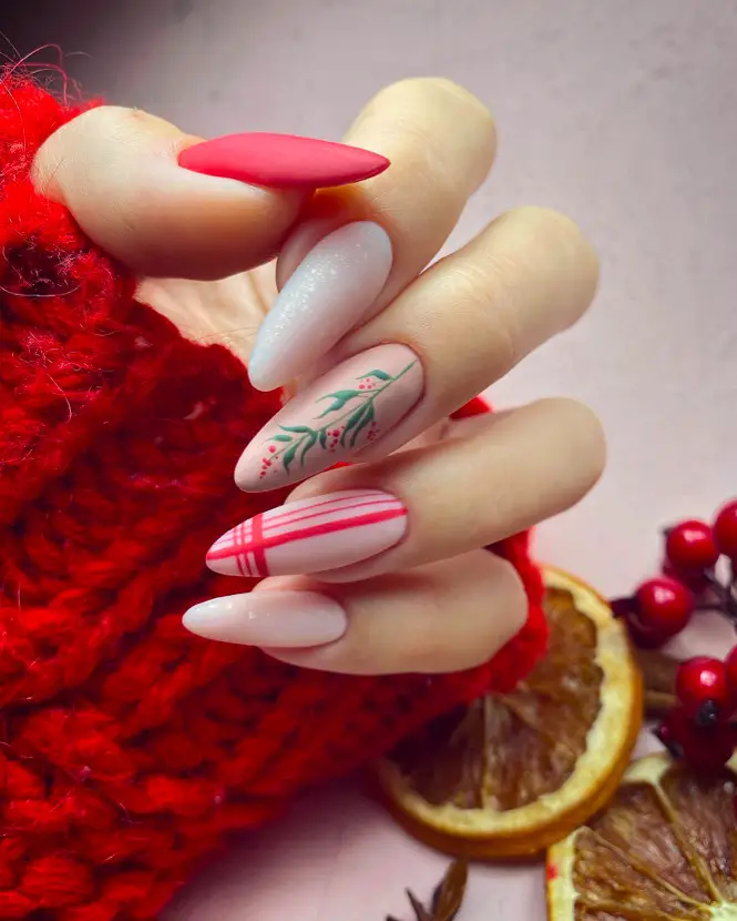 "Mistletoe Details Nail Art by Maja for a Festive Finish