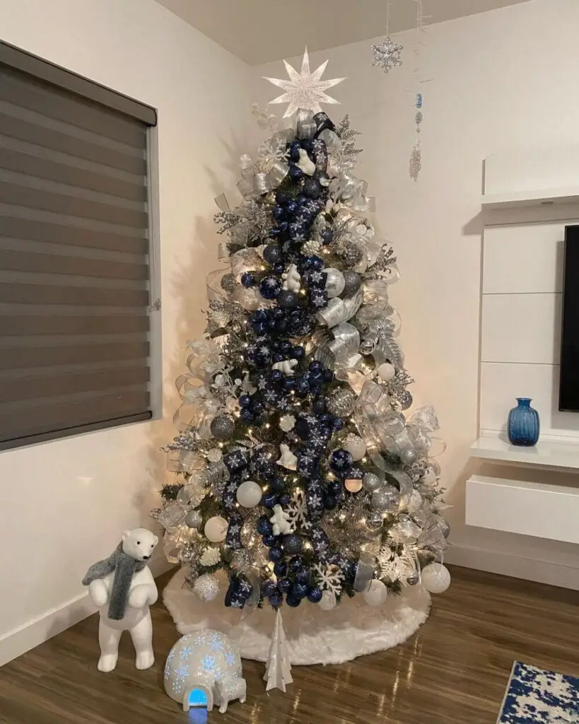 Elegant Frost: Blue and White Christmas Tree Decor Inspiration