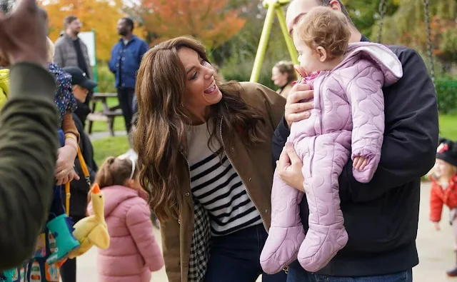 Kate Middleton wore an wax jacket by Barbour x Alexa Chung. The Princess wore a  Lotus cashmere jumper by Erdem