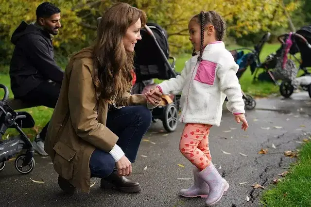 Kate Middleton wore an wax jacket by Barbour x Alexa Chung. The Princess wore a  Lotus cashmere jumper by Erdem