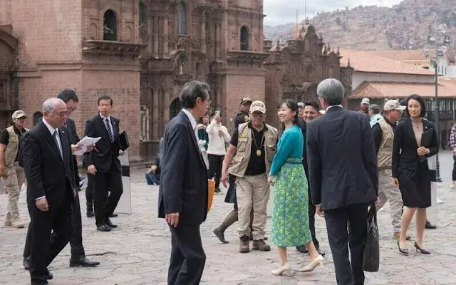 The Cathedral of Cusco or Cathedral Basilica of the Virgin of the Assumption. Princess Kako wore a green floral print skirt