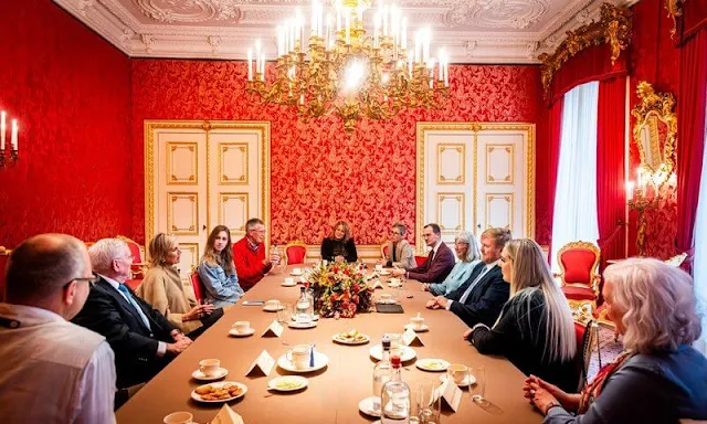 Queen Maxima wore a  beige jacket, navy top and, navy and beige skirt from Natan Couture at Noordeinde Palace