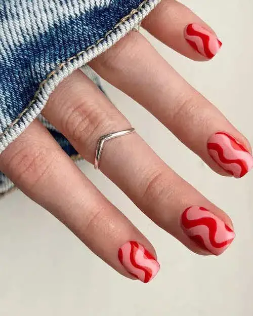 Short and Sweet Red Nail Art Designs for a Stylish Valentine’s Day Nails