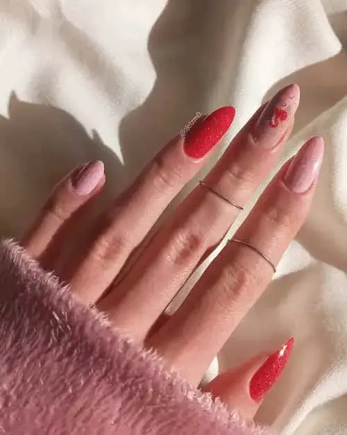 Short and Sweet Red Nail Art Designs for a Stylish Valentine’s Day Nails