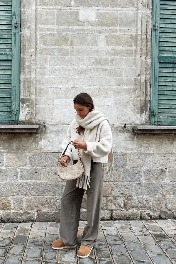 Neutral Tones Mastery: Elegant Ways to Style Scarves