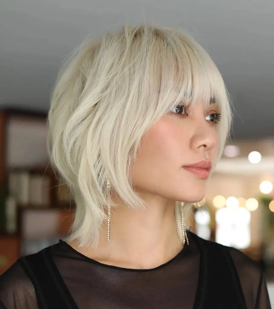 Blonde Beauty: Wolf Cut with Choppy Layers for a Chic Look