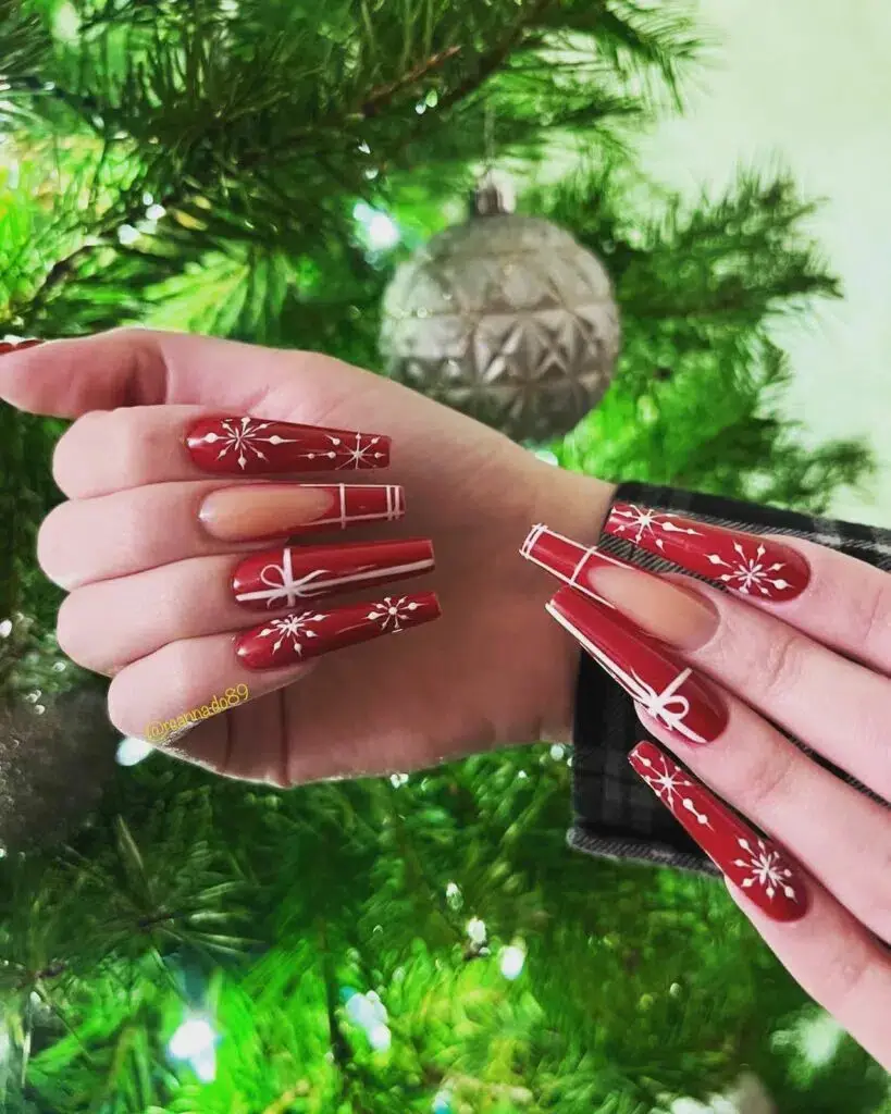 All Wrapped Up: Creative Christmas Coffin Nail Designs