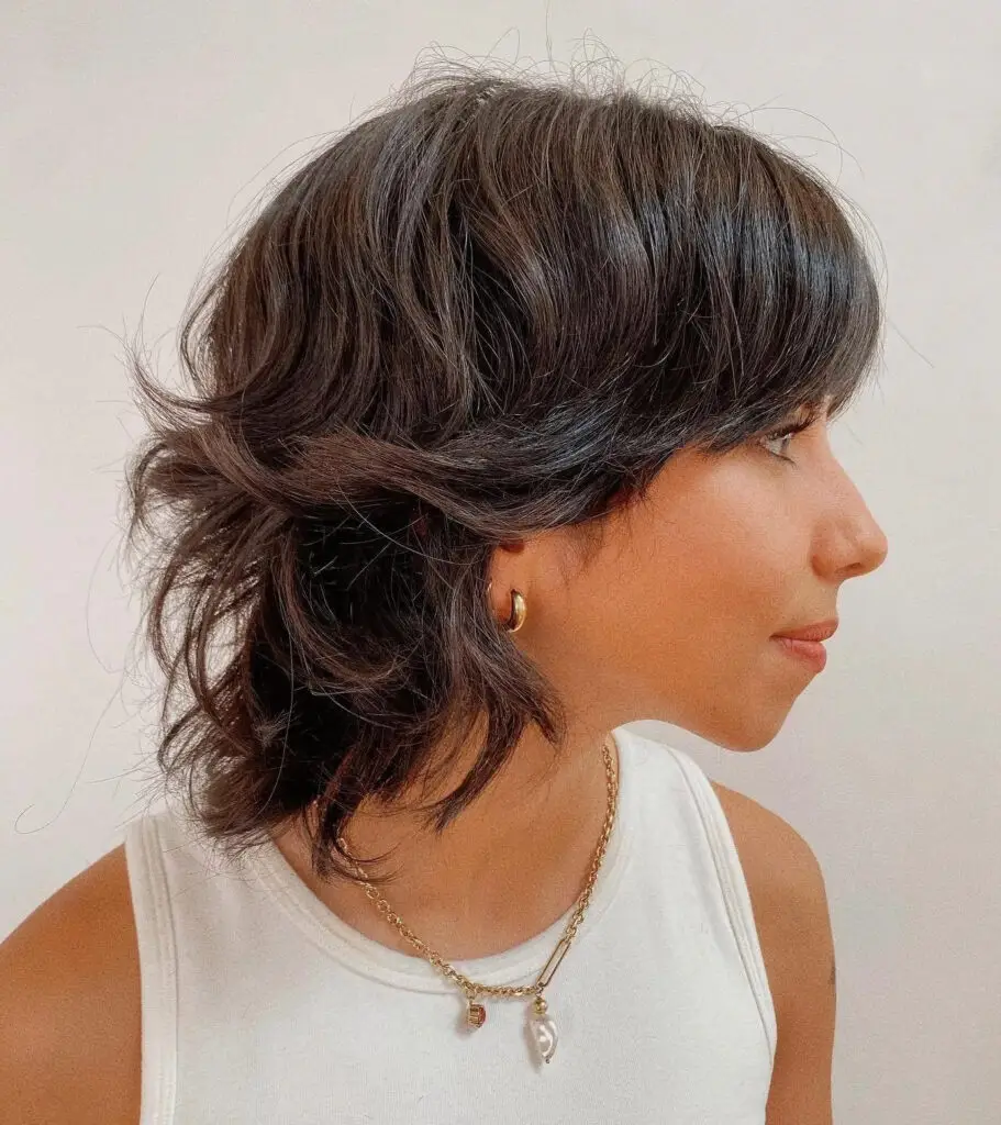 Wispy Layers: Short Wolf Cuts for a Textured and Trendy Look