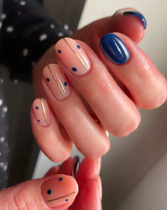 Nail Chark's Polka Dot Blue: Playful Winter Nail Fun