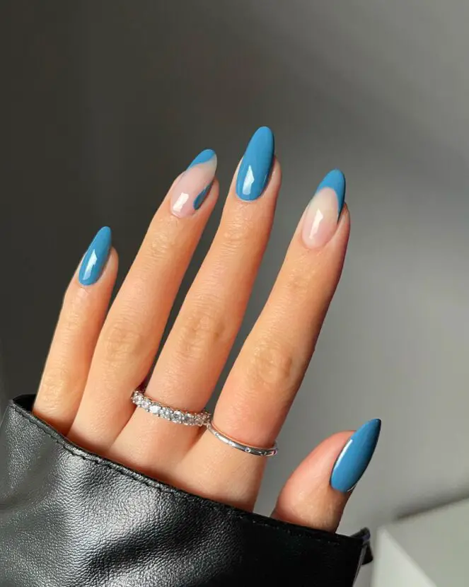 Sarah's Winter Blues: A Nail Art Inspiration