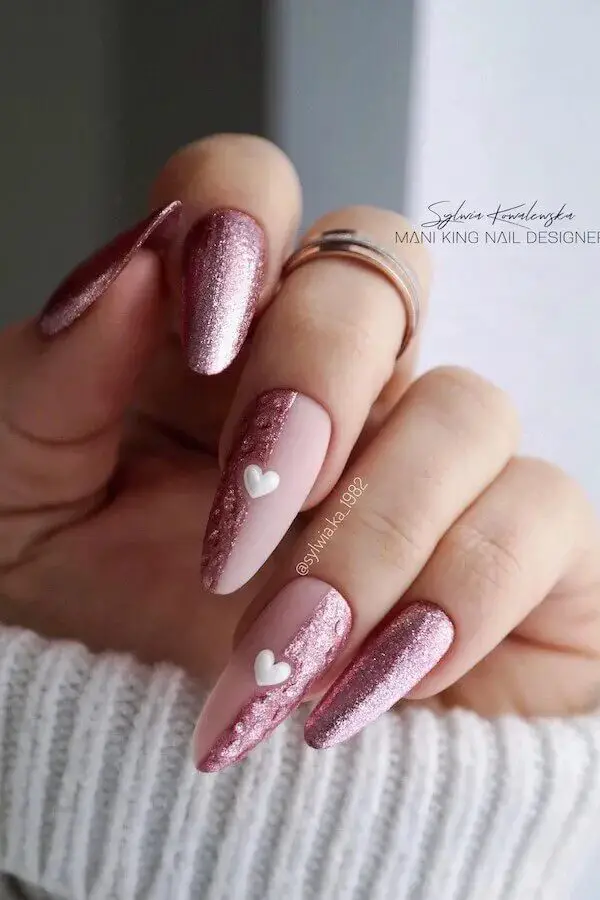 Long-lasting Love: Pink Long Valentine’s Day Manicure Ideas
