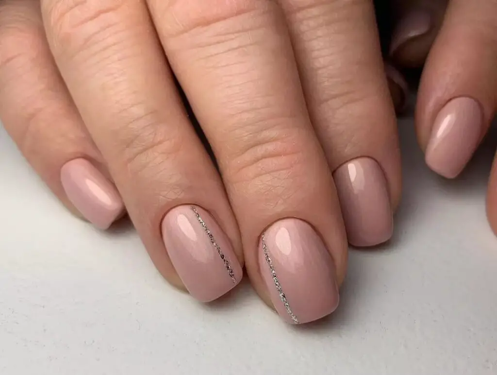 Elegant Winter Nail Designs | 31+ Classy Looks to Obsess Over