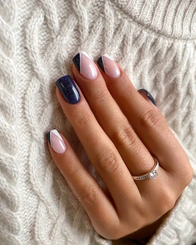 Paulina's Midnight Blue: Dark and Mysterious Winter Nails