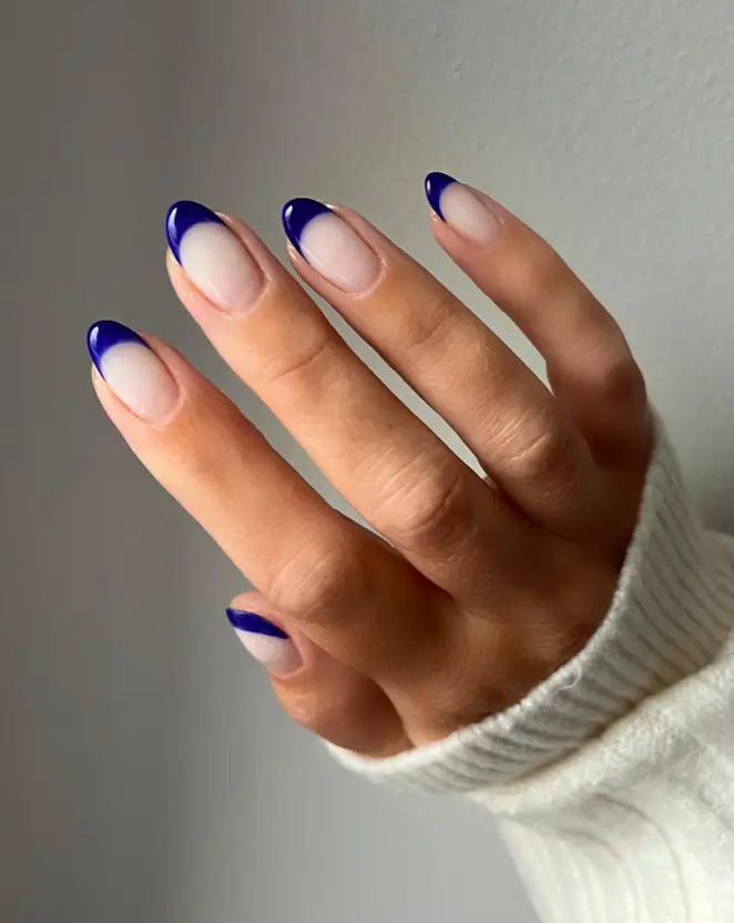 Blue Tips Nail Art via Amy – Refreshing January Nail Ideas