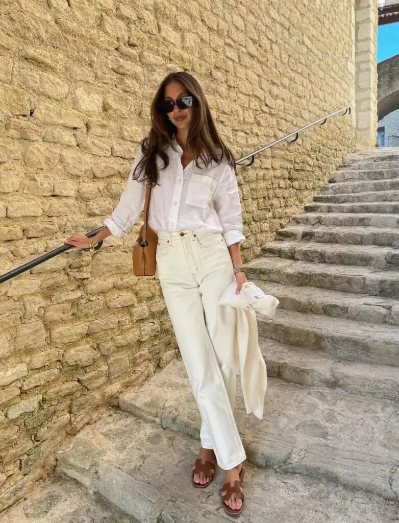 Stylish Casual Spring Outfits: Monochromatic Magic: A Sleek and Stylish Ensemble