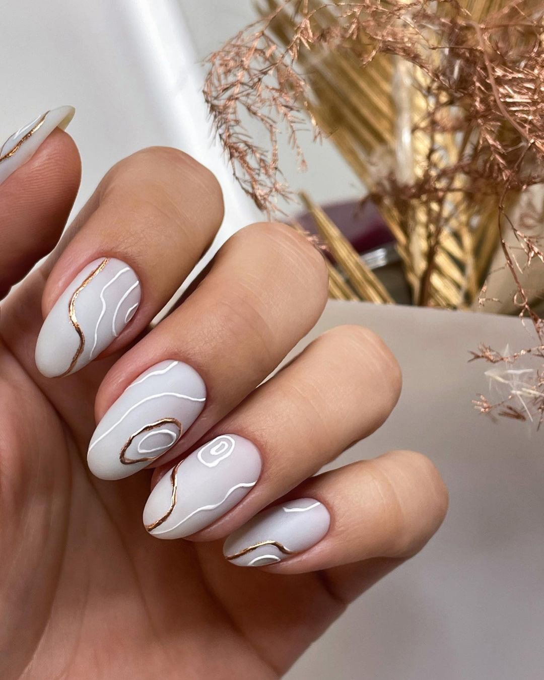 Wedding Nail Ideas 2024 / nail ideas wedding manicure original abstract pastel and gold nails_harbor