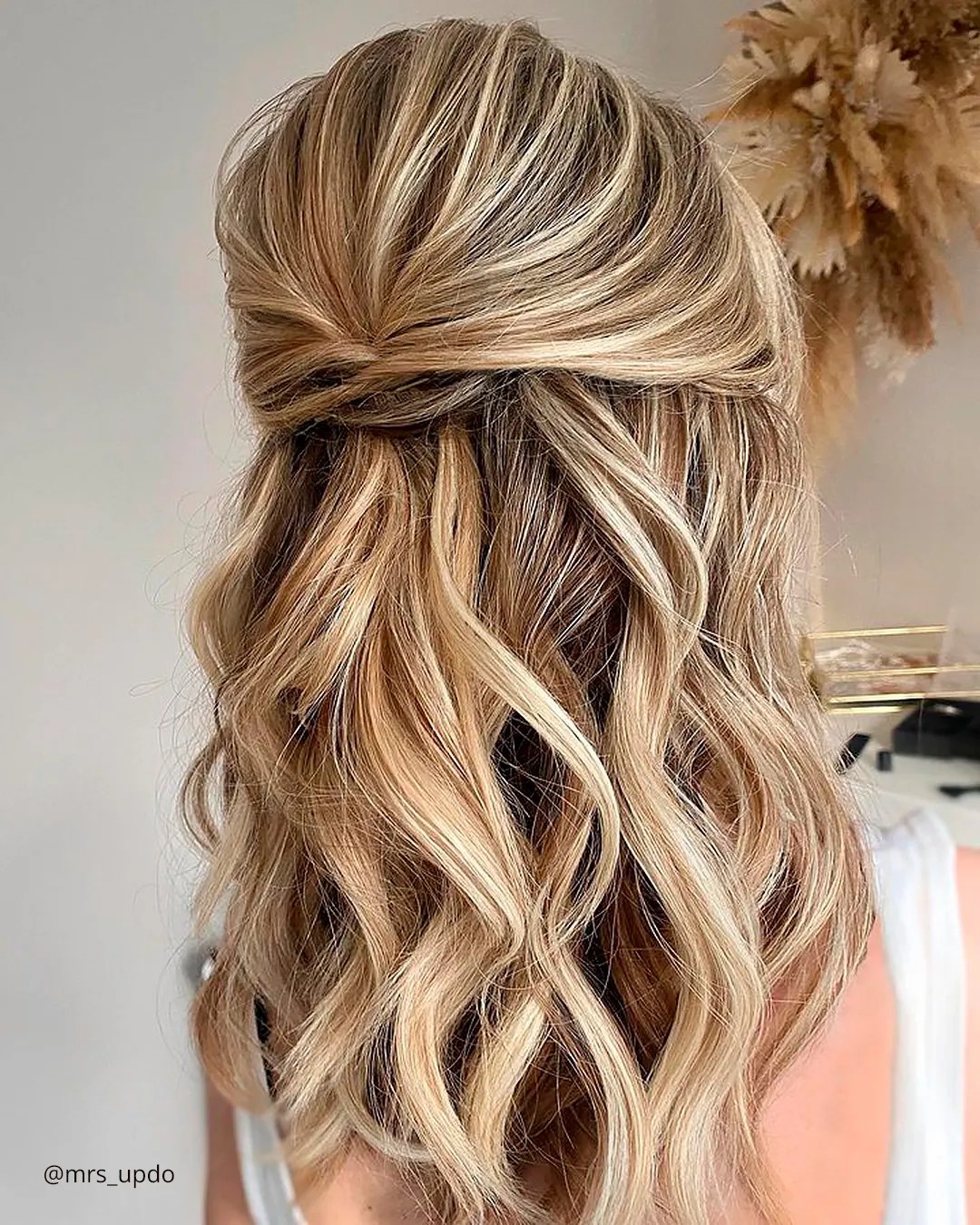 Half-Up, Half-Down Twist - Chic Wedding Hairstyles Trends