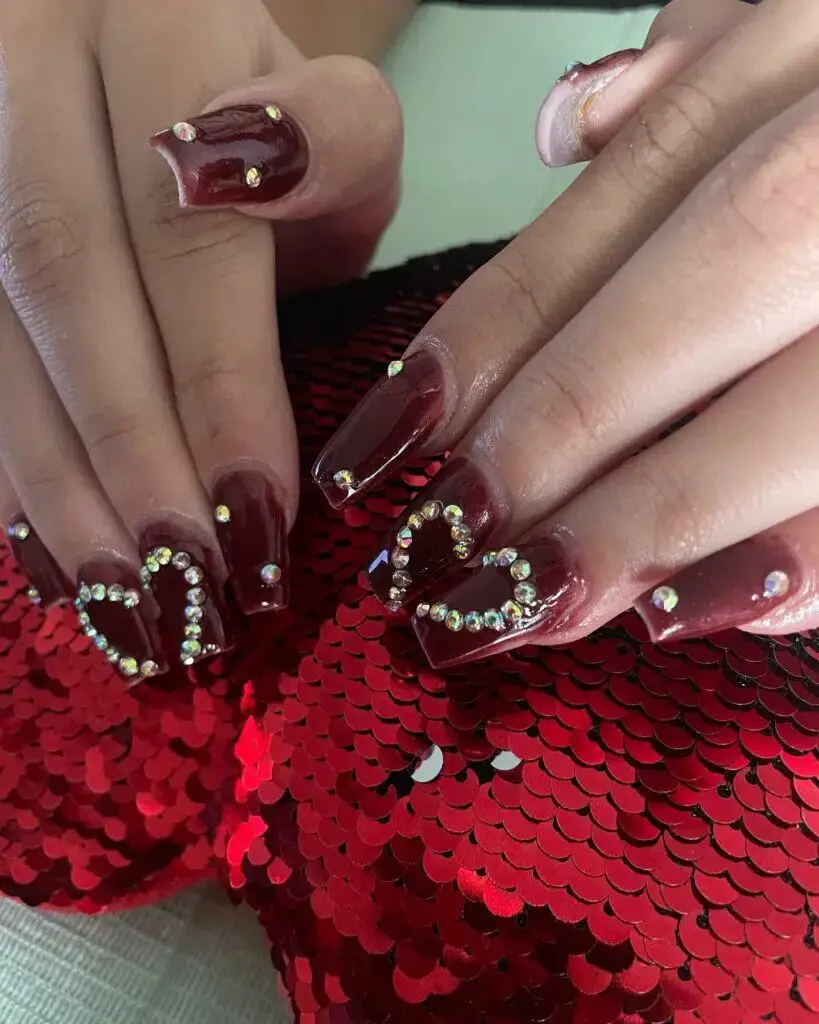 37+ Romantic Red Valentines Day Nails for a Perfect Date Night