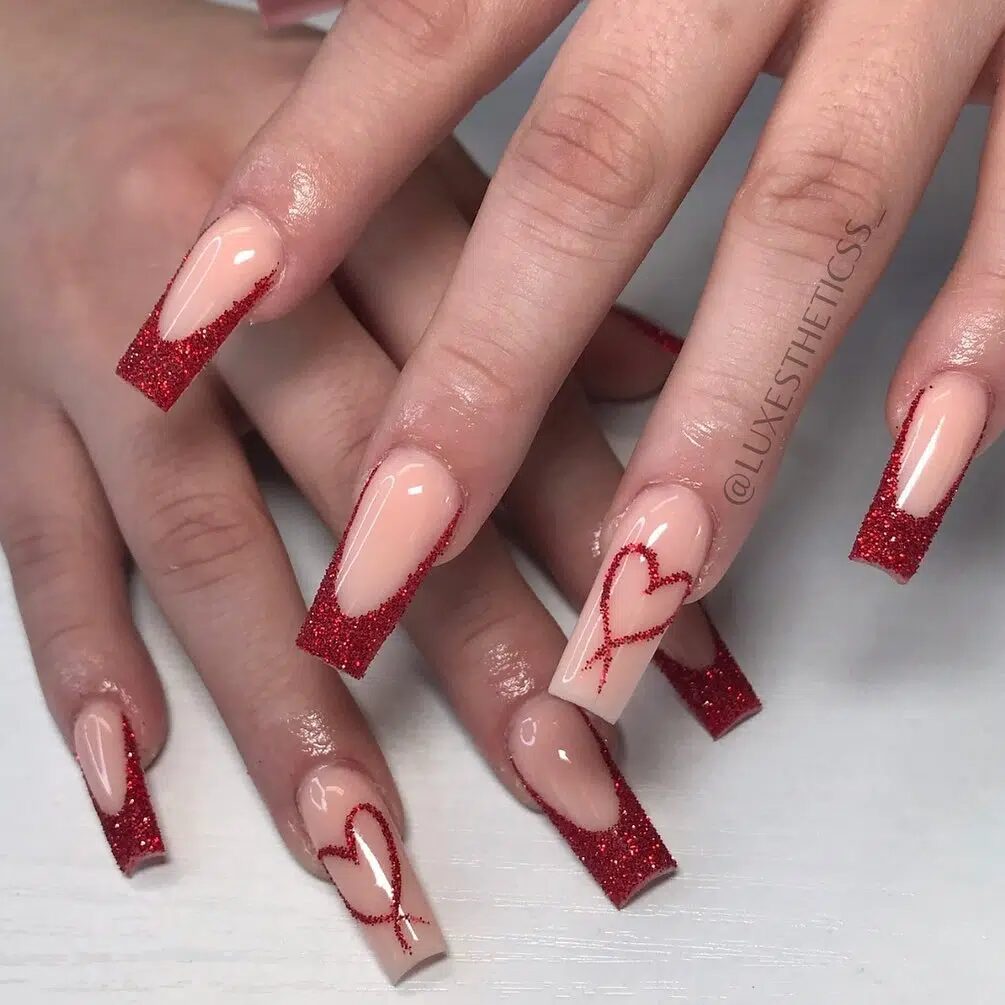 37+ Romantic Red Valentines Day Nails for a Perfect Date Night