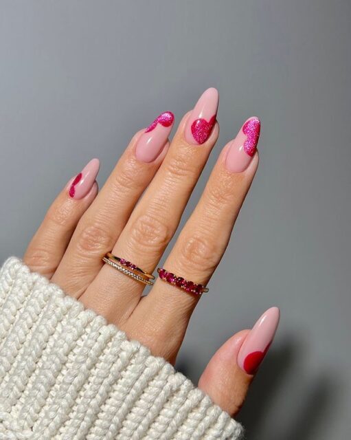 Aistė's Velvet Hearts: Luxurious February Nail Trends