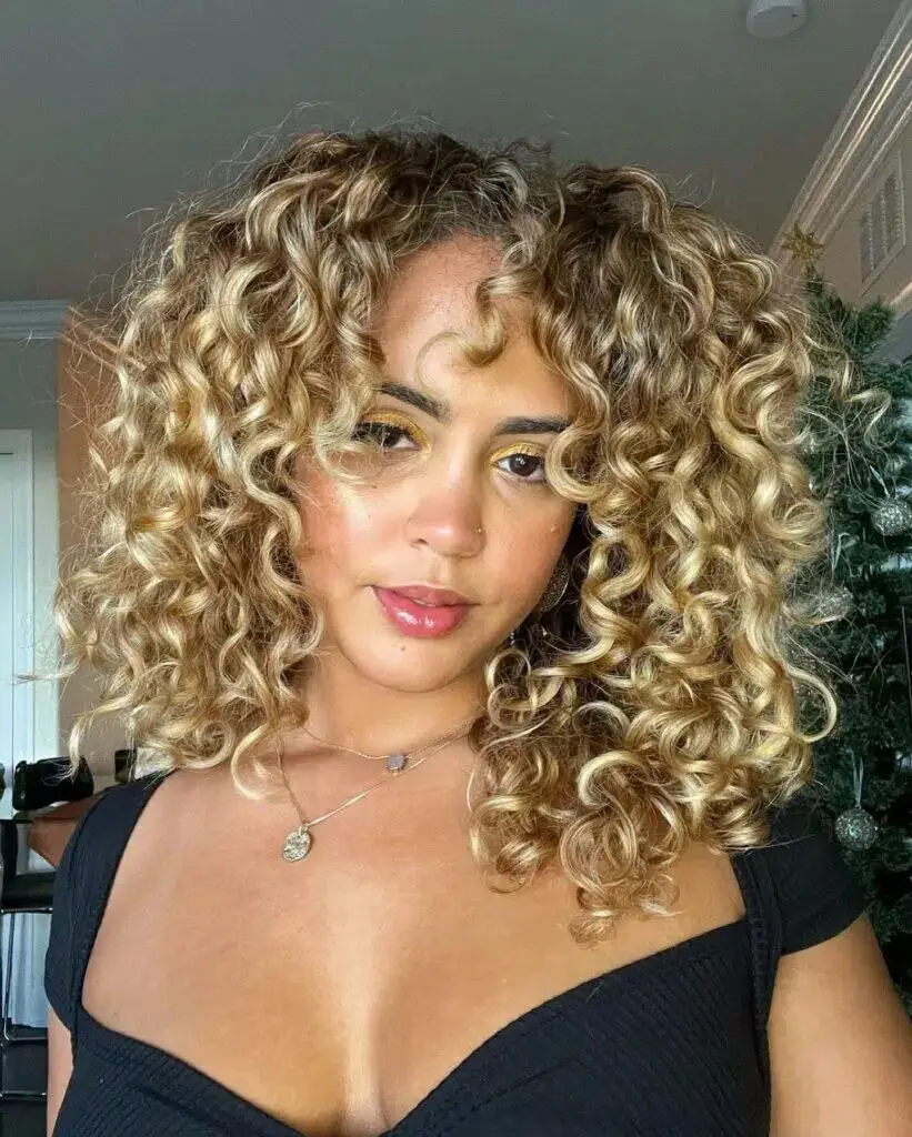 33 Sizzling Concepts for Blonde Balayage on Dark Curly Hair